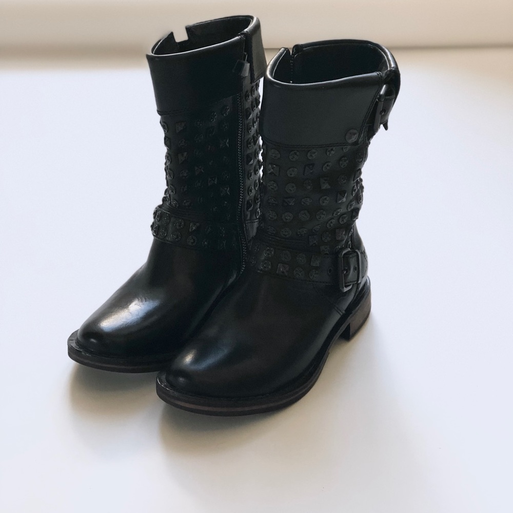 UGG Conor Studded BLACK LEATHER SHEARLING Boots
